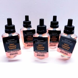 Bath & Body Works SWEET CINNAMON PUMPKIN Wallflowers Fragrance Refill (5 Pcs)